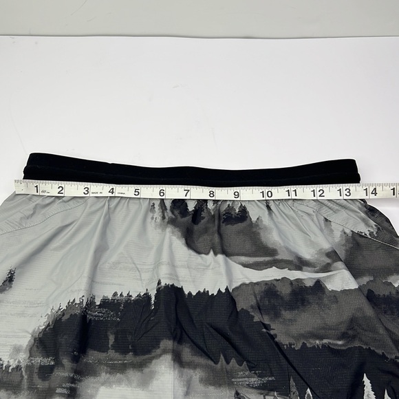THE NORTH FACE Woman’s Flight Series Trail skirt Black Gray Sz M - Picture 11 of 12